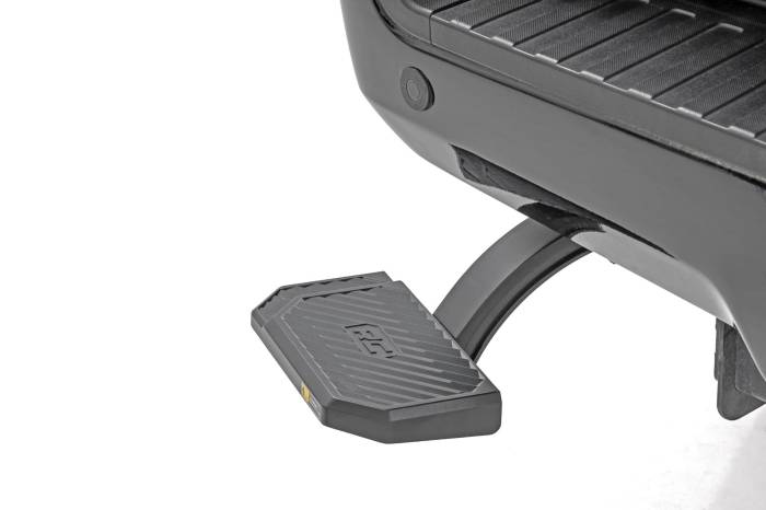 Rough Country - Retractable Bed Step Manual Pull Ford F-250/F-350 Super Duty (17-22) Rough Country