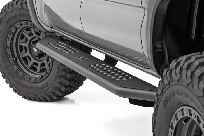 Rough Country - OV2 Running Boards Side Step Bars Crew Cab Toyota Tacoma 2WD/4WD (16-23) Rough Country