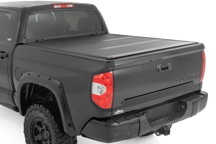 Rough Country - Hard Low Profile Bed Cover 5 Foot 7 Inch Bed Toyota Tundra 2WD/4WD (2007-2021) Rough Country