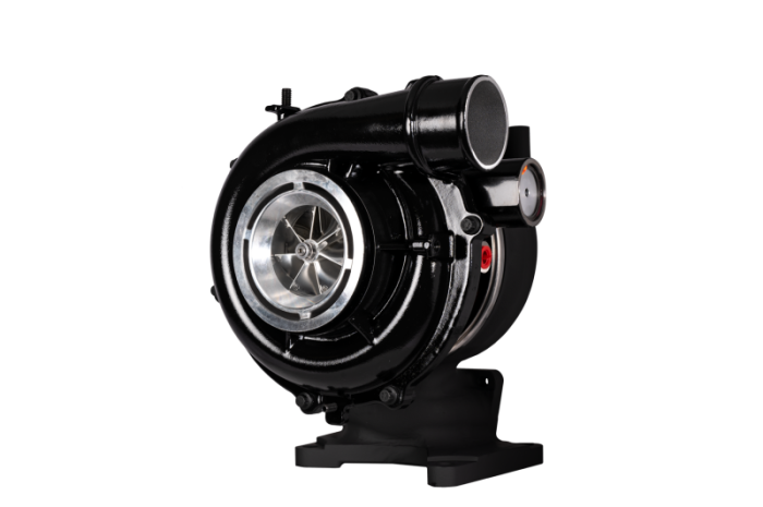 Fleece Performance - Fleece Performance 04.5-10 Chevy Duramax (LLY/LBZ/LMM) 63mm STREET VNT Cheetah Turbo w/ HX40 Outlet - FPE-VNT63-STREET