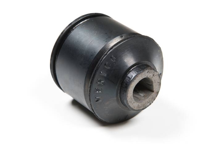 BDS Suspension - BDS Suspension This replacement bushing kit is designed for the BDS Jeep 2007-2018 Jeep Wrangler JK, 1997-2006 Wrangler TJ, 1984-2001 Cherokee XJ, and 1993-1998 Grand Cherokee ZJ front lower control arms. These rubber bushings freshen up your Jeep when