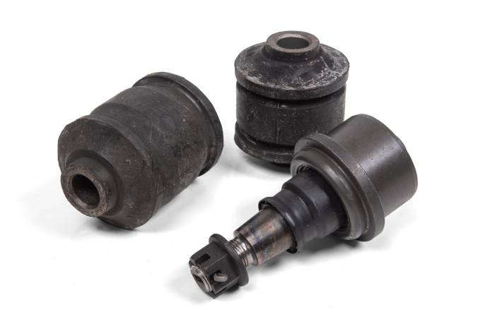 BDS Suspension - BDS Suspension When it comes time to replace the lower ball joints in your BDS lower control arms these ball joints are a quick and easy swap. This kit Includes one (1) ball joint with nut, cotter pin, and snap ring (where applicable) designed for use