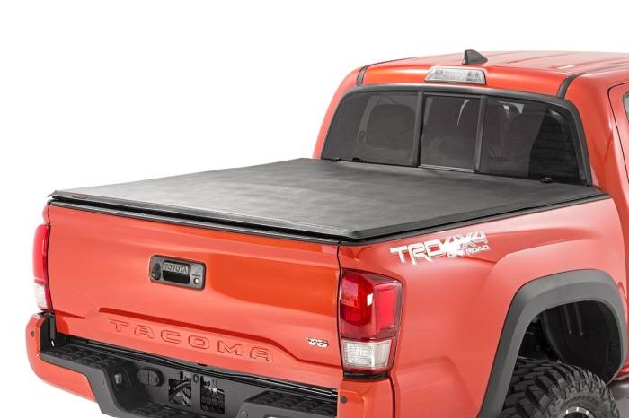 Rough Country - Soft Tri-Fold Bed Cover 5 Foot Bed Dbl Cab Toyota Tacoma 2WD/4WD (16-23) Rough Country