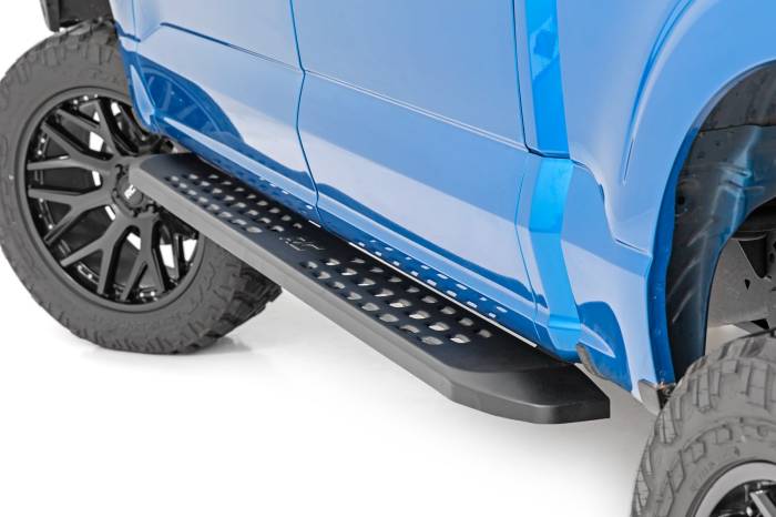 Rough Country - RPT2 Running Board Crew Cab Black Ford F-150/Lightning/F-250/F-350/Raptor (15-26) Rough Country