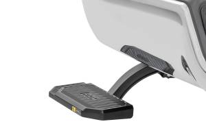 Retractable Bed Step Manual Pull Ram 1500 2WD/4WD (2009-2018 & Classic) Rough Country