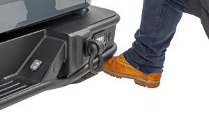 Rough Country - Retractable Bed Step Manual Pull Jeep Gladiator JT 4WD (2020-2025) Rough Country - Image 2