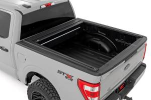 Rough Country - Powered Retractable Bed Cover 5 Foot 7 Inch Bed Ford F-150 (15-26)/F-150 Lightning (22-26) Rough Country - Image 2