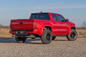 Rough Country - M1R Reservoir Leveling Struts Adjustable Height Front Toyota Tacoma (24-26) Rough Country - Image 6