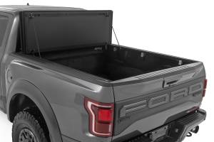 Rough Country - Hard Tri-Fold Flip Up Bed Cover 6 Foot 7 Inch Bed Ford F-150 2WD/4WD (2021-2026) Rough Country - Image 2