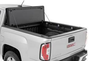Rough Country - Hard Tri-Fold Flip Up Bed Cover 6 Foot Bed Chevy/GMC Canyon/Colorado (15-26) Rough Country - Image 2