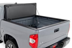 Rough Country - Hard Tri-Fold Flip Up Bed Cover 5 Foot 7 Inch Bed Toyota Tundra 2WD/4WD (07-21) Rough Country - Image 2