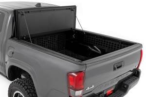 Rough Country - Hard Tri-Fold Flip Up Bed Cover 5 Foot Bed Toyota Tacoma 2WD/4WD (2016-2023) Rough Country - Image 2