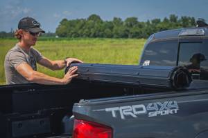 Rough Country - Hard Roll Up Bed Cover 5 Foot Bed Toyota Tacoma 2WD/4WD (2016-2023) Rough Country - Image 6