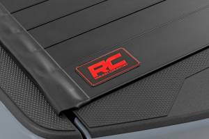 Rough Country - Hard Roll Up Bed Cover 5 Foot Bed Nissan Frontier 2WD/4WD (2022-2026) Rough Country - Image 6