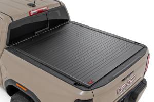Hard Roll Up Bed Cover 5 Foot Bed Chevy/GMC Canyon/Colorado 2WD/4WD (23-26) Rough Country