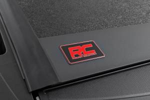 Rough Country - Hard Low Profile Bed Cover 6 Foot 7 Inch Bed Chevy/GMC Sierra 1500 (19-26)/Silverado 1500 (19-26) Rough Country - Image 6