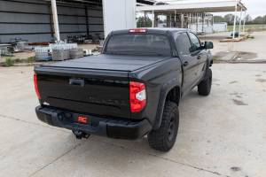 Rough Country - Hard Low Profile Bed Cover 5 Foot 7 Inch Bed Toyota Tundra 2WD/4WD (2007-2021) Rough Country - Image 6