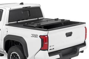 Rough Country - Hard Low Profile Bed Cover 5 Foot Bed Toyota Tacoma 2WD/4WD (2024-2026) Rough Country - Image 2