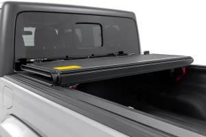 Rough Country - Hard Low Profile Bed Cover 5 Foot Bed Jeep Gladiator JT 4WD (2020-2025) Rough Country - Image 5