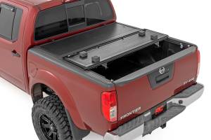 Rough Country - Hard Low Profile Bed Cover 5 Foot Bed Cargo Mgmt Nissan Frontier (05-21) Rough Country - Image 2
