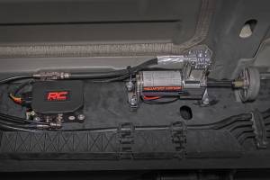 Rough Country - Air Spring Kit w/compressor Wireless Controller Ford F-250/F-350 Super Duty (17-22) Rough Country - Image 4