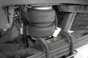 Rough Country - Air Spring Kit Ford F-250/F-350 Super Duty 4WD (2017-2026) Rough Country - Image 4