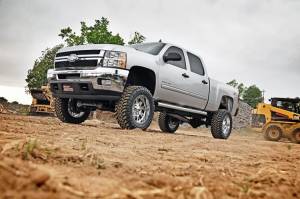 Rough Country - 7.5 Inch Lift Kit NTD M1 Silverado/Sierra 2500HD/3500HD (11-19) Rough Country - Image 2