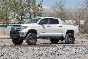 Rough Country - 6 Inch Lift Kit M1 Struts/M1 Toyota Tundra 4WD (2016-2021) Rough Country - Image 5
