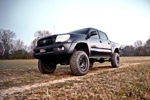 Rough Country - 4 Inch Lift Kit Toyota Tacoma 2WD/4WD (2005-2015) Rough Country - Image 2
