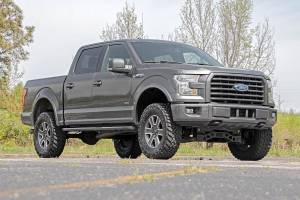 Rough Country - 4 Inch Lift Kit M1 Struts/M1 Ford F-150 4WD (2015-2020) Rough Country - Image 3