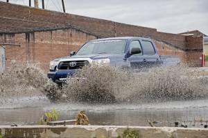 Rough Country - 3 Inch Lift Kit M1 Struts/M1 Toyota Tacoma 4WD (2005-2023) Rough Country - Image 4