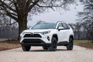 Rough Country - 2.5 Inch Lift Kit N3 Struts Toyota RAV4 2WD/4WD (2019-2025) Rough Country - Image 2