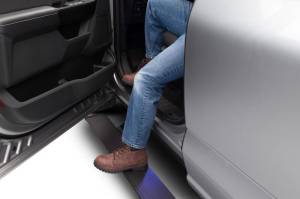 AMP Research - AMP Research 2016-2017 Dodge Ram 1500/2500/3500 All Cabs PowerStep Plug N Play - Black - 76139-01A - Image 2