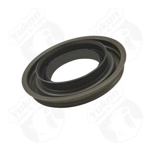 Side seal for Nissan Titan front differential.