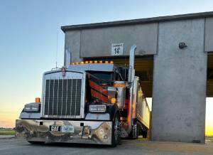 1990+ Kenworth W900L Front Air Leaf Suspension