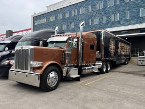 2008-2023 Peterbilt 389 Front Air Leaf Suspension
