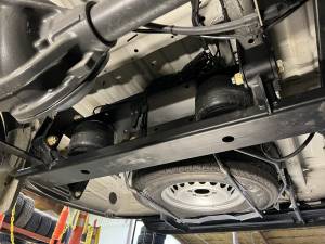Kelderman - 2015+ Mercedes-Benz/Freightliner Sprinter Van 2500 - SRW - 2-Stage Rear Air Suspension - Image 2