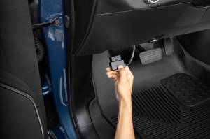 AMP Research - AMP Research 22-23 Chevy/GMC Silverado/Sierra 1500 & 2024 2500/3500HD PowerStep Plug N Play - 76255-01A - Image 9