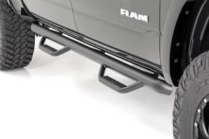 Rough Country - Rough Country RAM Cab Length Nerf Steps 19-20 RAM 1500 Crew Cab 5 Foot 7 Inch Bed - RCD1980CC - Image 1