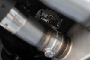 MBRP - MBRP 18-20 Ford Mustang GT 5.0 w/ Quad Tip Active Exhaust Cat Back Split Rear T304 w/ Carb Fib Tips - S72093CF - Image 3