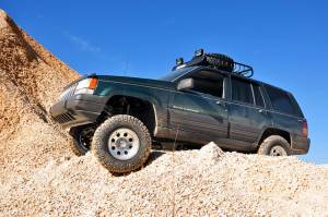 Rough Country - Long Arm Upgrade Kit 4 Inch Lift Jeep Grand Cherokee ZJ 4WD (1993-1998) Rough Country - Image 2