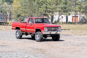 Rough Country - 4 Inch Lift Kit 56 Inch Rear Springs Chevy/GMC 3/4-Ton Suburban/C25/K25 Truck (73-76) Rough Country - Image 2
