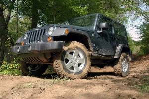 Rough Country - 1.75 Inch Lift Kit Jeep Wrangler JK/Wrangler Unlimited (2007-2018) Rough Country - Image 2
