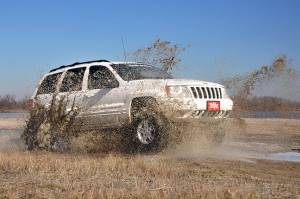 Rough Country - 4 Inch Lift Kit X-Series Jeep Grand Cherokee WJ 2WD/4WD (1999-2004) Rough Country - Image 4