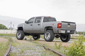 Rough Country - 7.5 Inch Lift Kit Silverado/Sierra 1500 4WD (2007-2013) Rough Country - Image 3