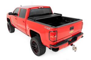 Rough Country - Soft Tri-Fold Bed Cover 5 Foot 9 Inch Bed Silverado/Sierra 1500 (14-18 & Classic) Rough Country - Image 4