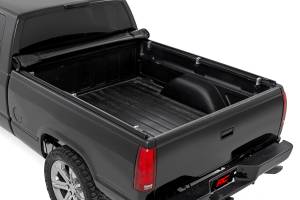 Rough Country - Soft Roll Up Bed Cover 6 Foot 7 Inch Bed Silverado/Sierra 1500 (00-06 & Classic) Rough Country - Image 2