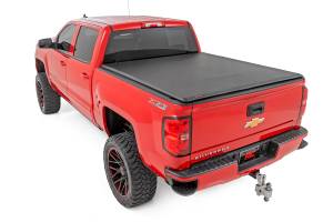 Rough Country - Soft Roll Up Bed Cover 5 Foot 9 Inch Bed Silverado/Sierra 1500 (14-18 & Classic) Rough Country - Image 2